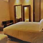 Chillout Hotel Tres Mares